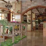 Отель Ristorante La Pineta 2*