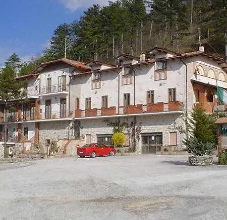 Ristorante La Pineta ホテル